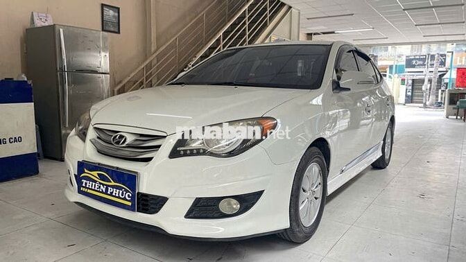 Hyundai Avante 2012 Số sàn màu Trắng