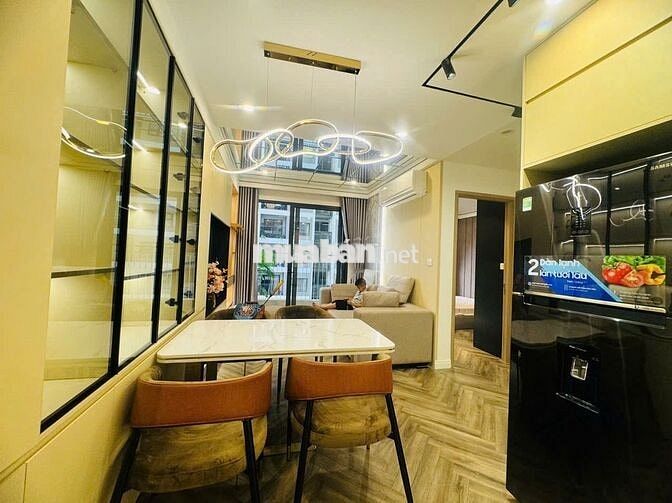 Bán căn 2N1VS 54m2 full đồ đẹp Vinhomes smart city Tây Mỗ.Giá 4,150 tỷ