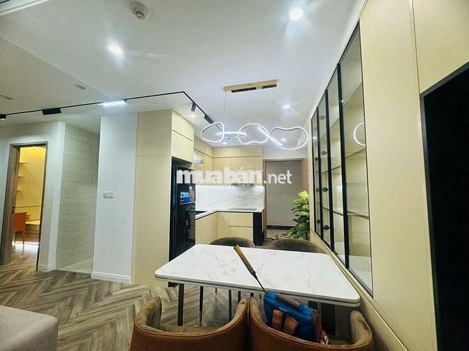 Bán căn 2N1VS 54m2 full đồ đẹp Vinhomes smart city Tây Mỗ.Giá 4,150 tỷ