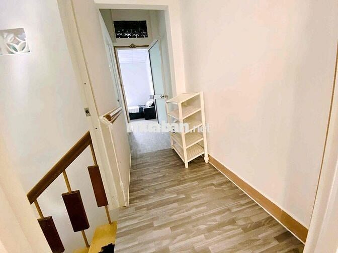 Cho thuê CHDV 2PN, Ban công rộng, DT 55m2