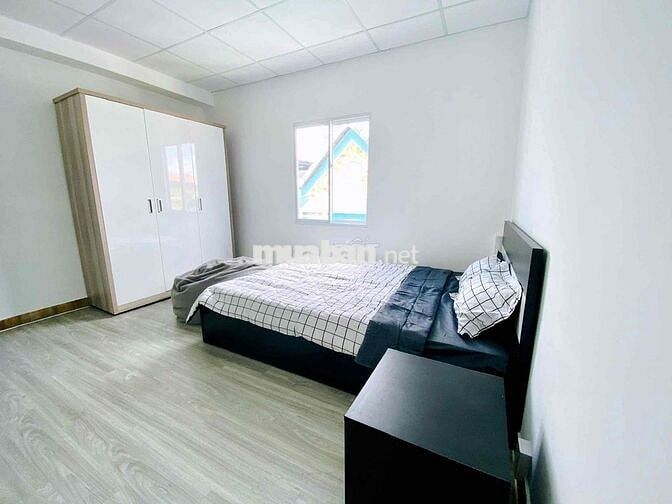 Cho thuê CHDV 2PN, Ban công rộng, DT 55m2