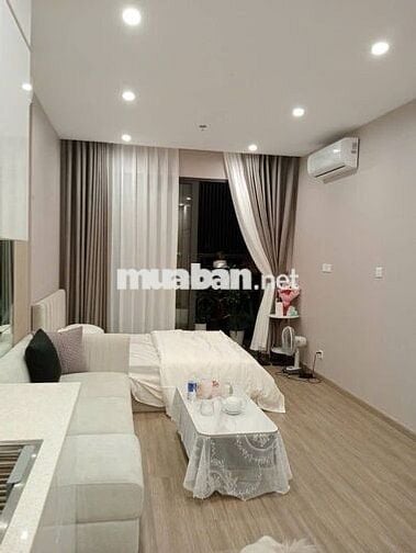 Nhiều nhà cần bán bớt căn Studio 32m giá 2,18 tỷ, Vinhomes Smart City 