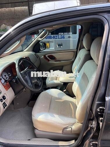 Ford Escape 2002 Số tự động Đen