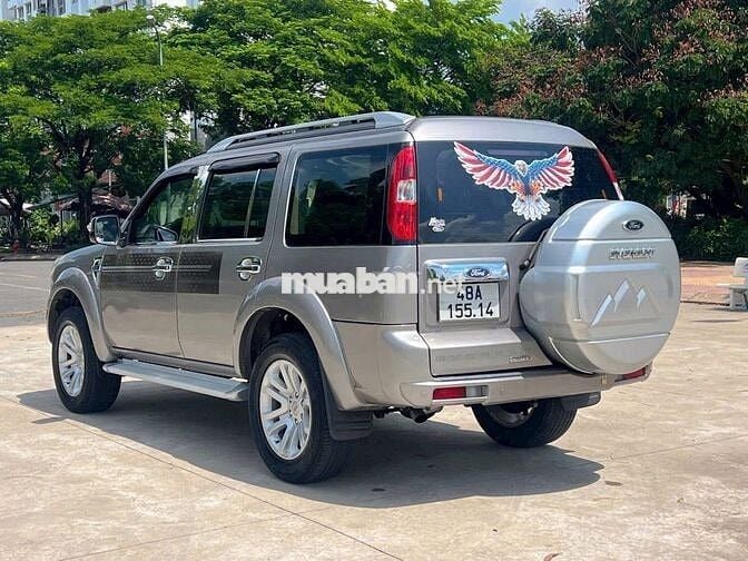 Ford Everest 2015 2.5 Turbo Tự động Bạc