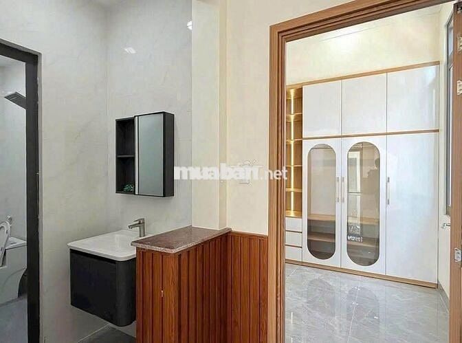 GIẢM 200TR BÁN GẤP NHÀ LẦU 2 MẶT TIỀN KINH DOANH, GIÁ CHỈ CÒN 2 TỶ 1X
