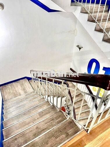 Cho Thuê Tòa Nhà Mặt Tiền Bình Thạnh 11x26m Có PCCC Thang Máy