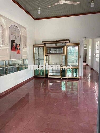 Nhà Mặt Tiền Chợ Phú Thọ Mặt Đường Thông Thoáng