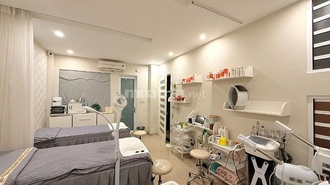 Cho thuê mặt bằng khu đô thị Trung Hoà Nhân Chính, sau trường Ngôi Sao