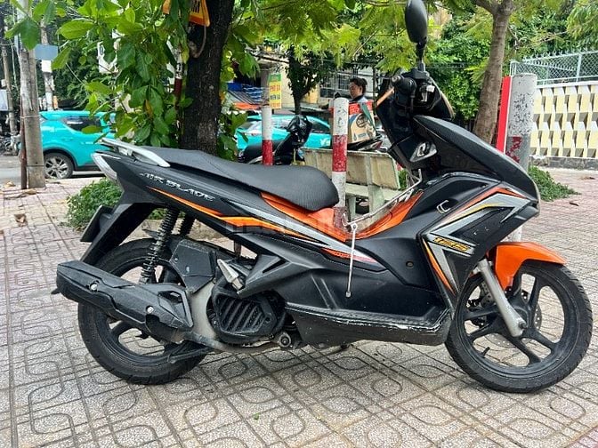BÁN NHANH HONDA AIR BLADE 125 FI DELUXE 2014 – GIÁ CHỈ 1X TRIỆU