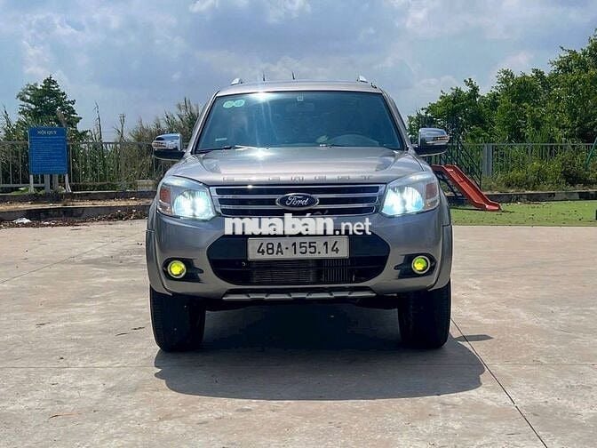 Ford Everest 2015 2.5 Turbo Tự động Bạc