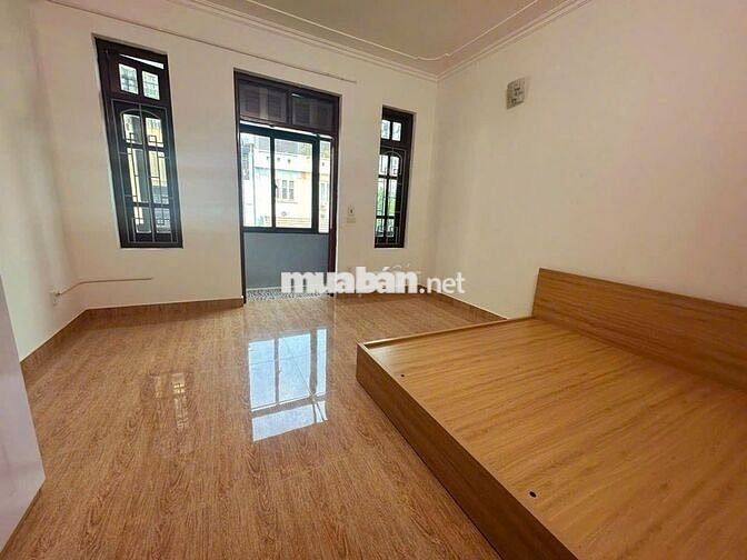Cho thuê nhà riêng, ngõ ô tô, phố Đặng Xuân Bảng, KĐT Bắc Linh Đàm.