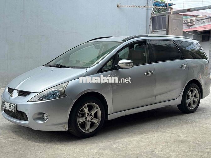 Mitsubishi Grandis 2008 Bạc 8 vạn km