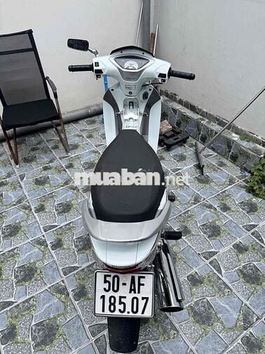 Honda Future Neo Trắng Xăng