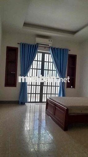 Cho thuê mặt tiền lê văn sỹ 100m2 nhà 2 lầu giá 25tr