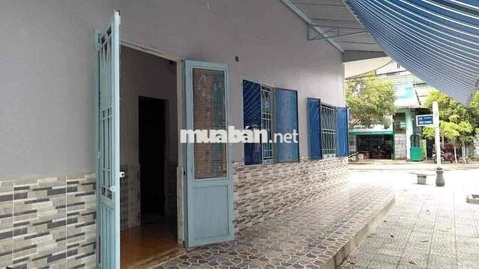 nhà cấp 4 hai mặt tiền p. Cẩm Lệ, Đà Nẵng