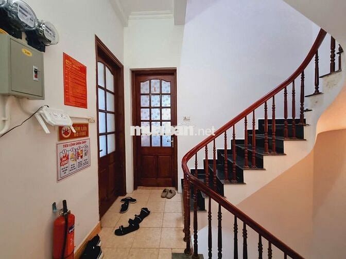Cho thuê nhà riêng, ngõ ô tô, phố Đặng Xuân Bảng, KĐT Bắc Linh Đàm.