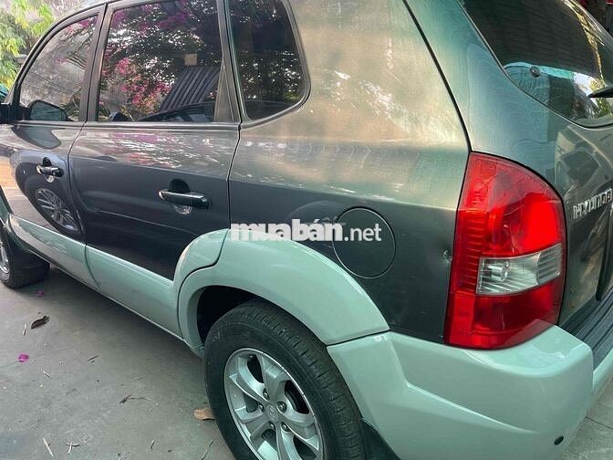 Hyundai Tucson 2009 Tự động mua mới từ đầu