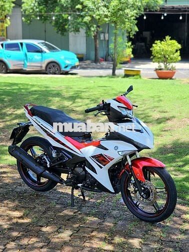 Yamaha Exciter 150 Trắng, Đỏ Côn tay