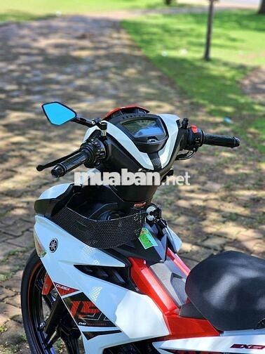 Yamaha Exciter 150 Trắng, Đỏ Côn tay