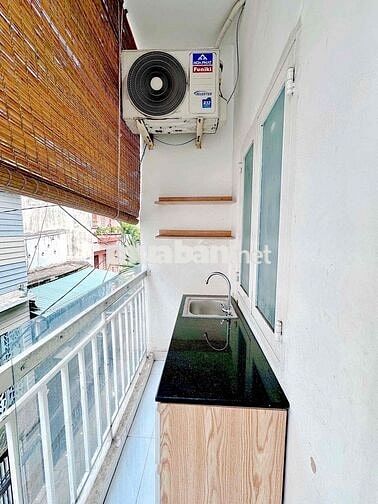 STUDIO BAN CÔNG FULL NỘI THẤT NGAY TRẦN HƯNG ĐẠO - Q1
