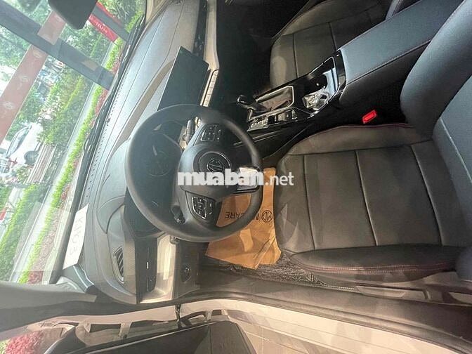 MG MG5 Sedan sang trọng đẳng cấp