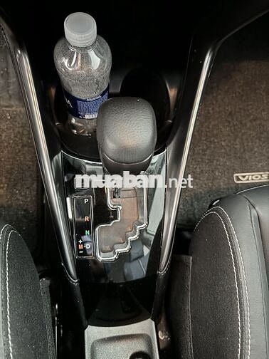 Toyota Vios E CVT 2024 Trắng Số tự động, trùm mền