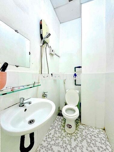 STUDIO BAN CÔNG FULL NỘI THẤT NGAY TRẦN HƯNG ĐẠO - Q1