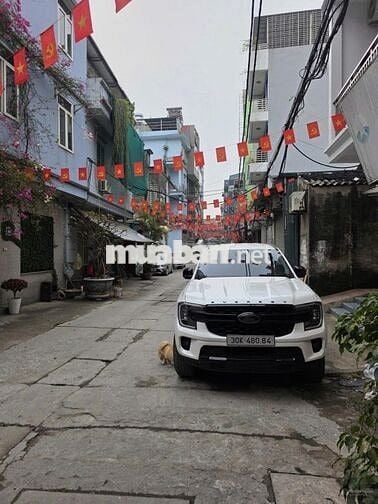 Bán gấp nhà 80m2 Quận Hoàng Mai - Cạnh Hồ Linh Đàm - Vị trí đắc địa