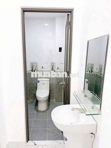 CHÍNH CHỦ CHO THUÊ 3LAU GIÁ 10TRIEU 