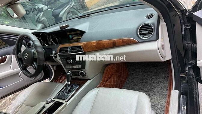 Mercedes C250 1.8 Tự động 16 vạn Đen