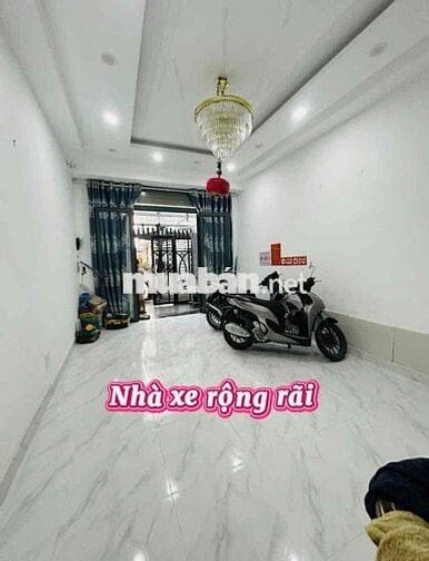 Nhà mới xinh ,full nội thất,xe hơi tới cửa