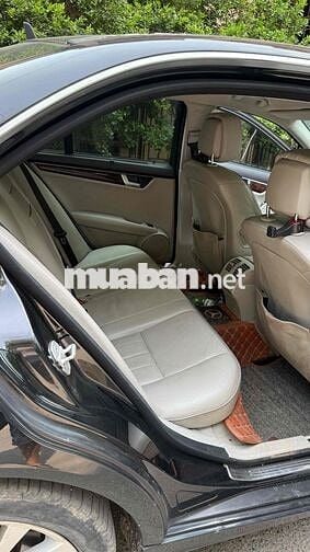 Mercedes C250 1.8 Tự động 16 vạn Đen