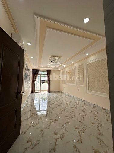BIỆT THỰ MINI (8x17) ĐƯỜNG LỚN 3 LẦU TÂN HÒA ĐÔNG 