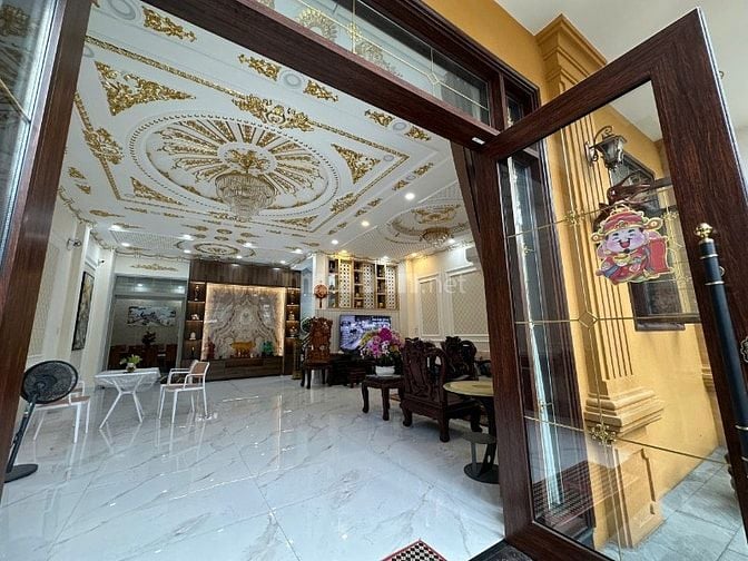 BIỆT THỰ MINI (8x17) ĐƯỜNG LỚN 3 LẦU TÂN HÒA ĐÔNG 