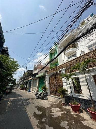 BIỆT THỰ MINI (8x17) ĐƯỜNG LỚN 3 LẦU TÂN HÒA ĐÔNG 