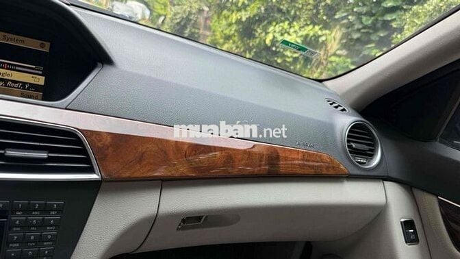 Mercedes C250 1.8 Tự động 16 vạn Đen