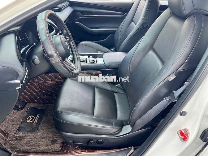 Mazda Mazda 3 Luxury 2023 Trắng 16000 km
