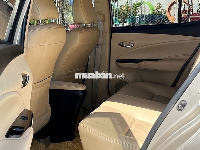 Toyota Vios 1.5G 2022 Vàng cát