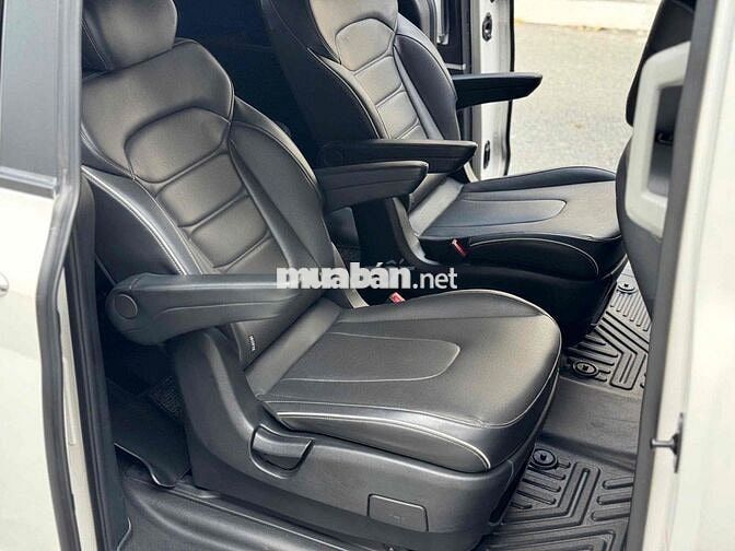 Hyundai Custin 1.5 Tiêu chuẩn 2023 Trắng