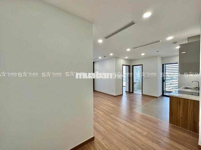 CHO THUÊ CHUNG CƯ ECO GREEN 2 PHÒNG NGỦ , 2WC , GIÁP QUẬN 1