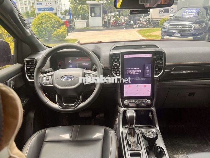 Ford Ranger Wildtrak 4x4 10AT 2025 Đỏ cam
