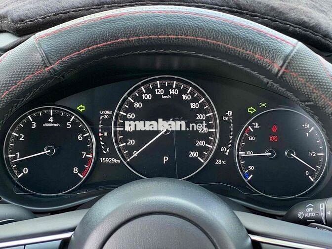 Mazda Mazda 3 Luxury 2023 Trắng 16000 km