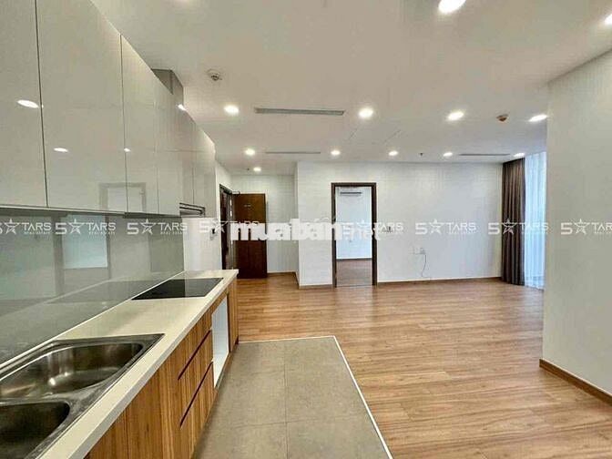 CHO THUÊ CHUNG CƯ ECO GREEN 2 PHÒNG NGỦ , 2WC , GIÁP QUẬN 1