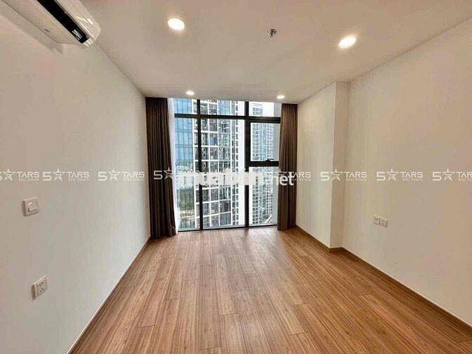 CHO THUÊ CHUNG CƯ ECO GREEN 2 PHÒNG NGỦ , 2WC , GIÁP QUẬN 1