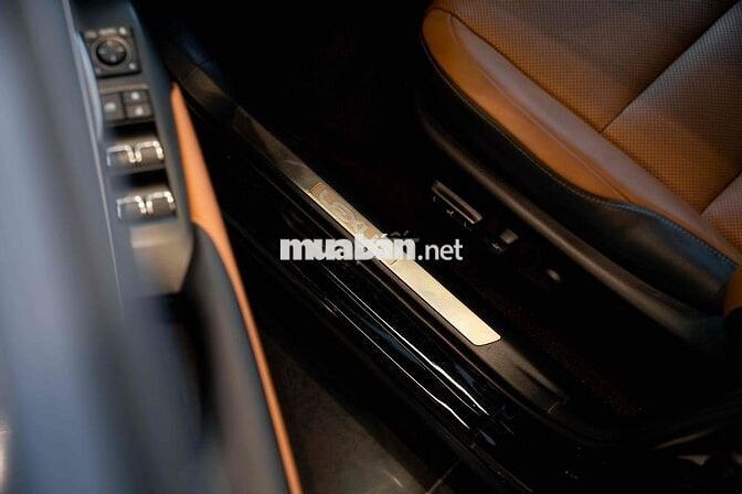Lexus NX300 2021 Đen Nâu