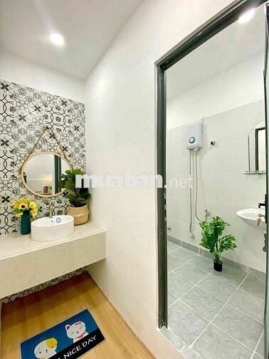 KHAI TRƯƠNG 2PN GIÁP PHẠM VĂN ĐỒNG-FULL NỘI THẤT-CỬA SỔ TRỜI-THANG MÁY