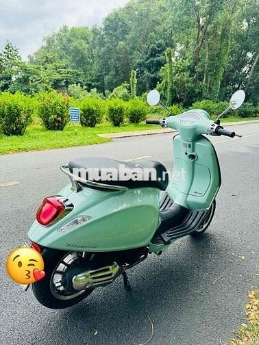 Piaggio Vespa Primavera S 125 2022 Odo 9.900km