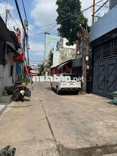  tôi cần bán nhà cấp 4 có phòng trọ Hồ Văn Long Bình Hòa b Bình Tân?