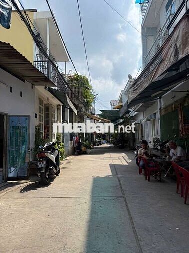 tôi cần bán nhà cấp 4 có phòng trọ Hồ Văn Long Bình Hòa b Bình Tân?