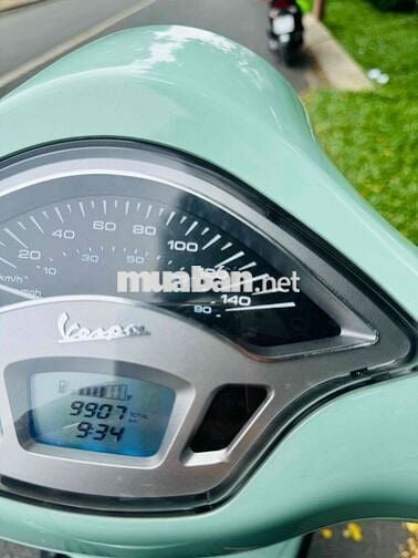 Piaggio Vespa Primavera S 125 2022 Odo 9.900km